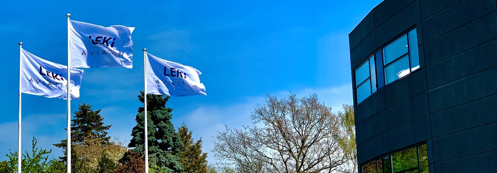 Leki Aviation flags and office exterior